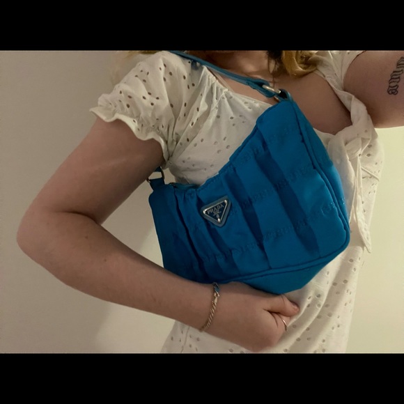 Neon blue cute bag 💙👜 - Picture 2 of 4